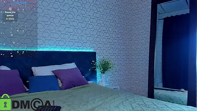 Lea_much লাইভ XXX চ্যাট