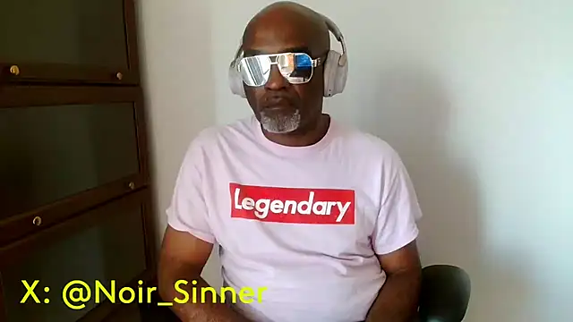 Chat XXX en directo de sinnernoir