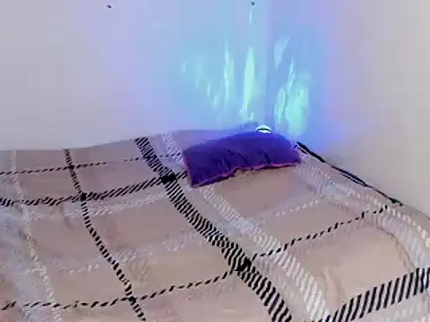 chloe_kisses Chat XXX in diretta