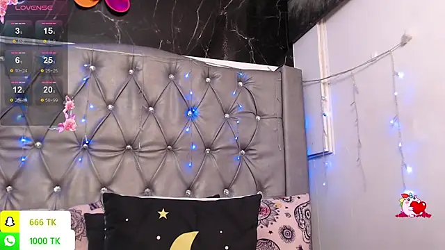 Chat +18 de LAILAGUMMY ao vivo