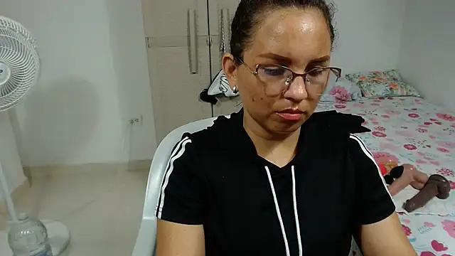 Chat XXX en directo de Agatha_browser