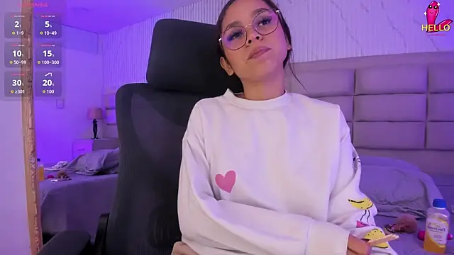 Онлайн чат XXX CarolineFyre