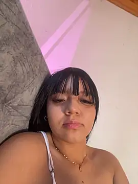 Katy_RoseX – Naživo XXX chat