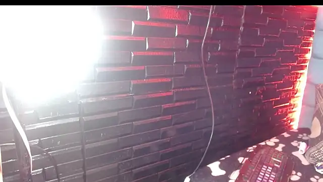 Charlotte_Stone18 élő XXX-chatje