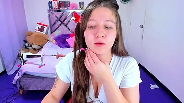 Luna_Analya Chat XXX in diretta