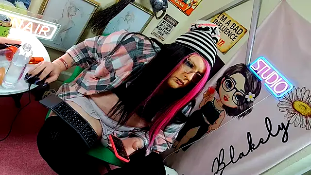 Chat XXX en directo de Blakelytgirl