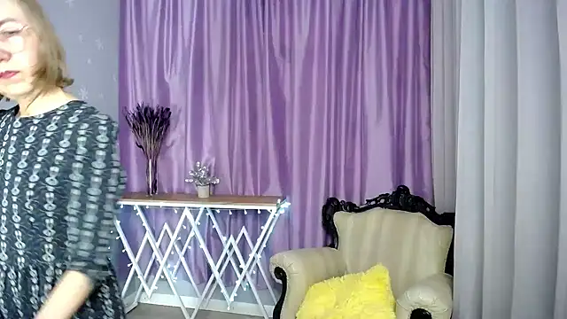 queen_a_n_i Chat XXX in diretta