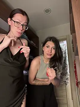 Chat +18 de RussianGirls_ ao vivo