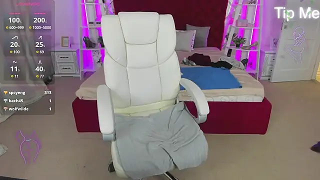 Kamilla_Hot 在線直播表演