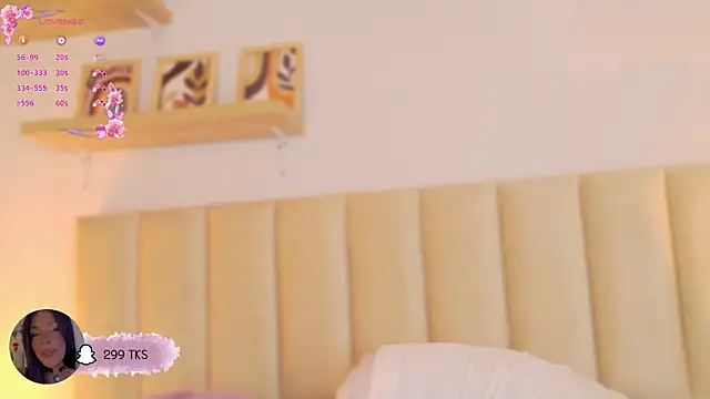 Emely_Deluxe – Kamerová šou