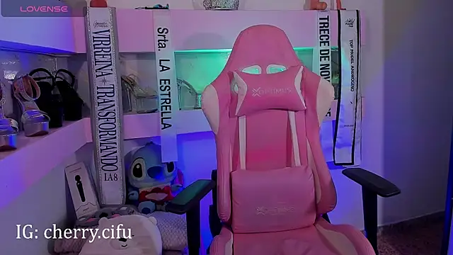 CherrySeraphine1's Live XXX Chat