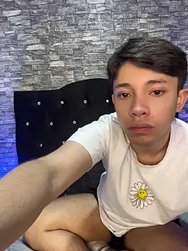 Noah-ledom: вебкам-шоу