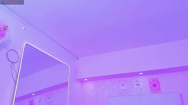 ScarlettDreamss7 élő XXX-chatje