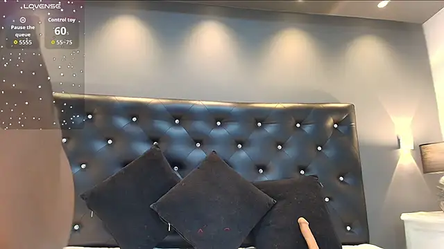 Chloebrunnie 即時 XXX 聊天