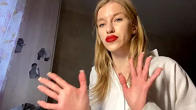 CuriousMildness – Kamerová šou