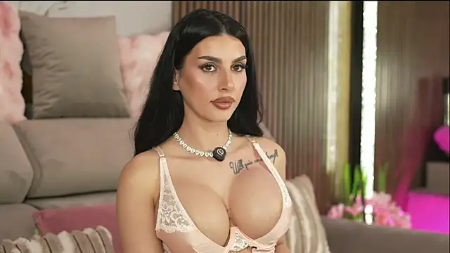 AmyBlair 即時 XXX 聊天