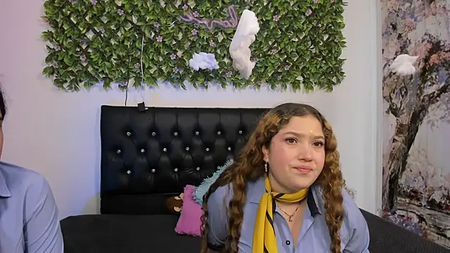 valeria_and_zoe's Live XXX Chat