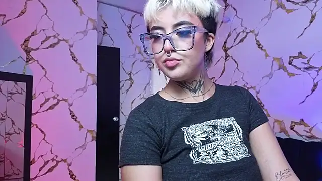 Rebeka-baker Chat XXX in diretta