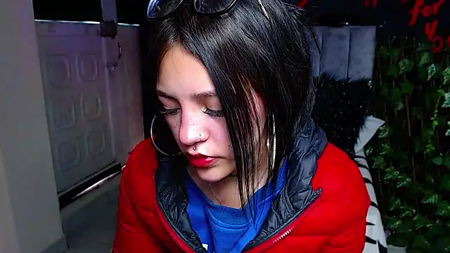 Violettasquirt 即時 XXX 聊天