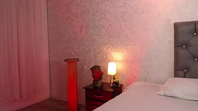 Sabriinaa_Foxx Chat XXX in diretta