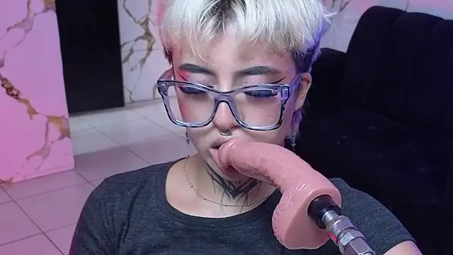 Rebeka-baker Chat XXX in diretta