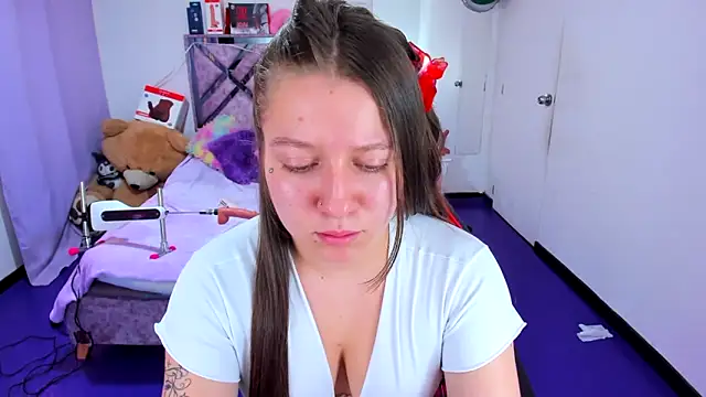 Luna_Analya Chat XXX in diretta