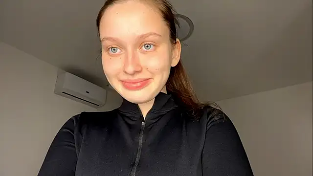 Онлайн чат XXX LoryMusetti