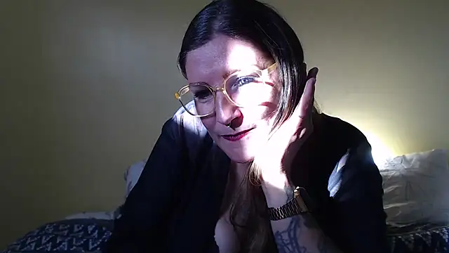 MaitresseGwene Show in webcam