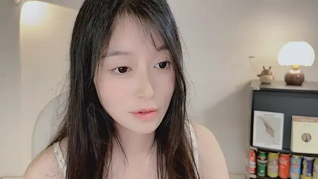 Onechestnutn Live XXX chat