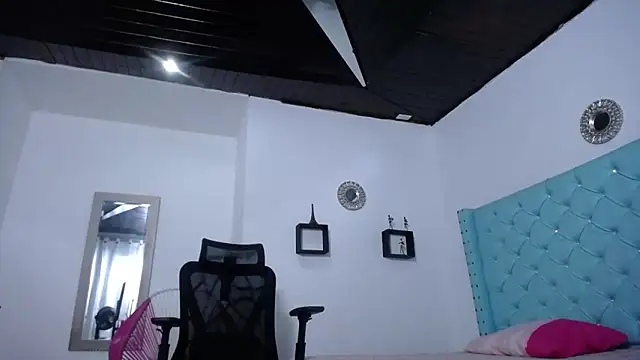 kathe-mills235 Chat XXX in diretta