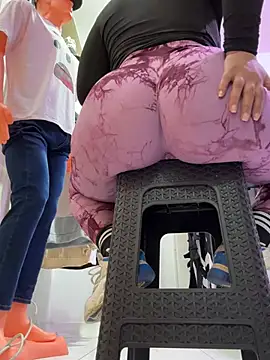 kim_montiのライブXXXチャット