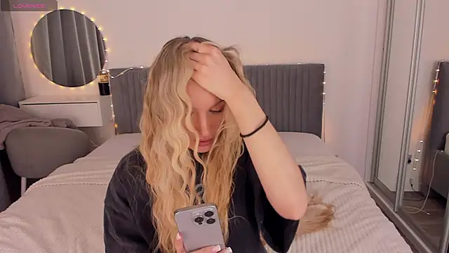 Онлайн чат XXX CassieRayss