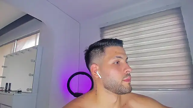 dei_211 Chat XXX live