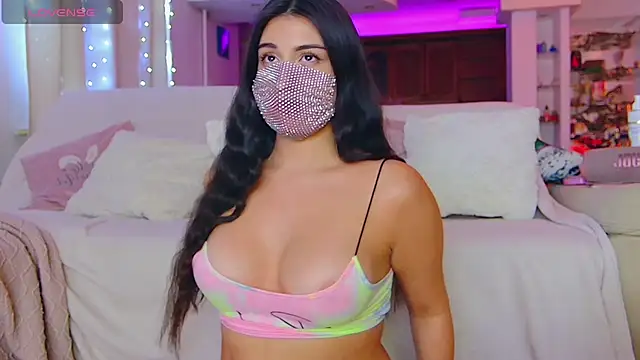 Онлайн чат XXX the_sabenna