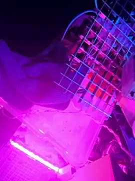 gurlnips ওয়েবক্যাম শো