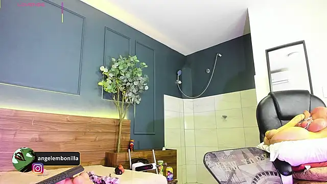 Fallen_Angel999777 即時 XXX 聊天