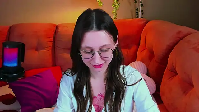 YourLovellyStory 即時 XXX 聊天