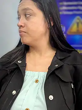 Chat +18 de _Mia-Safety_Inspector ao vivo