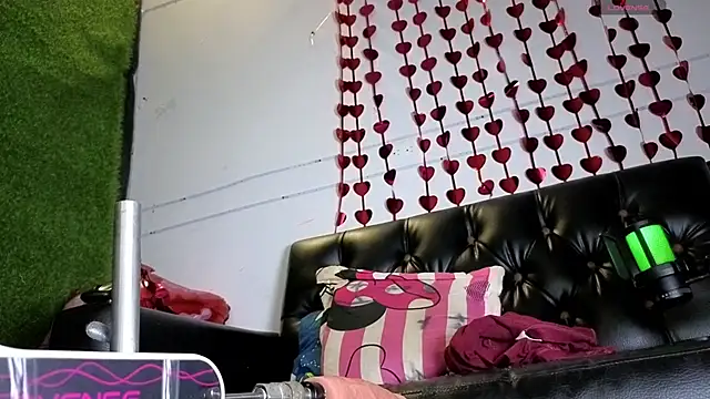 Mia_khalif4 élő XXX-chatje