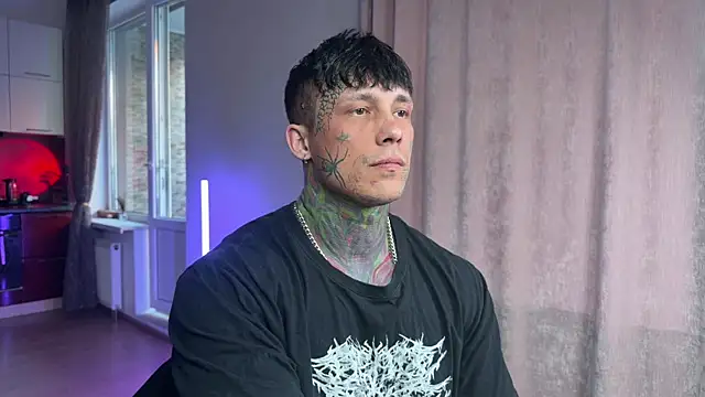 Anubisgods Adlı Modelin Canlı XXX Sohbeti