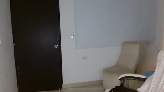 channelsmith_55 即時 XXX 聊天