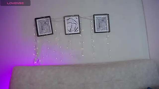 Sweet_Bella_Valery 即時 XXX 聊天