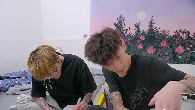 paofu-001's Live Chat Room