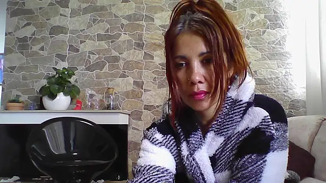 camila_star10 即時 XXX 聊天