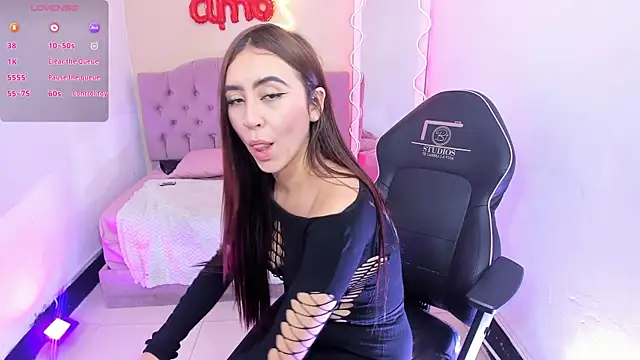 ZAAFIRA_TAY 即時 XXX 聊天