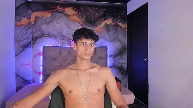 MaxiimoRomano_ 网络视讯表演