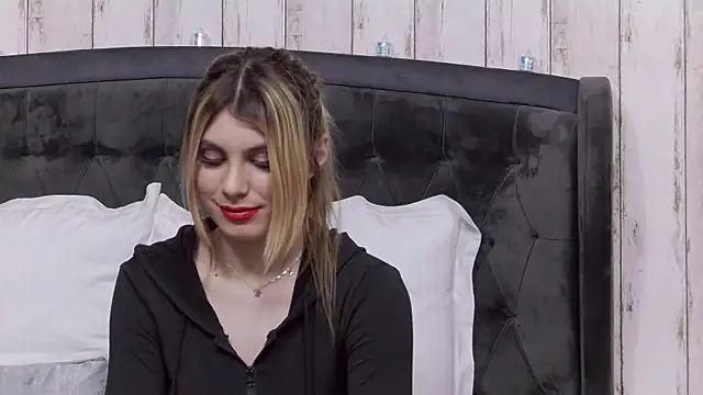 AnnieNox élő XXX-chatje