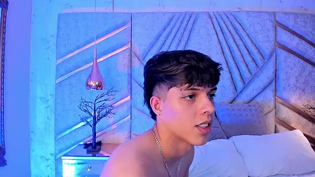 Živý XXX chat DamiaanXx