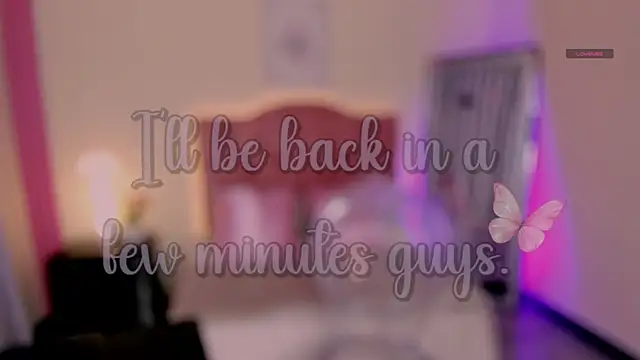 Luna_Petti 即時 XXX 聊天