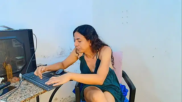 Oh_Tique Adlı Modelin Web Kamerası Şovu